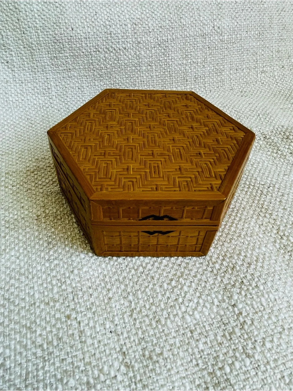 Vintage Hexagonal Woven Decorative Jewelry Keepsake Trinket Box Japan
